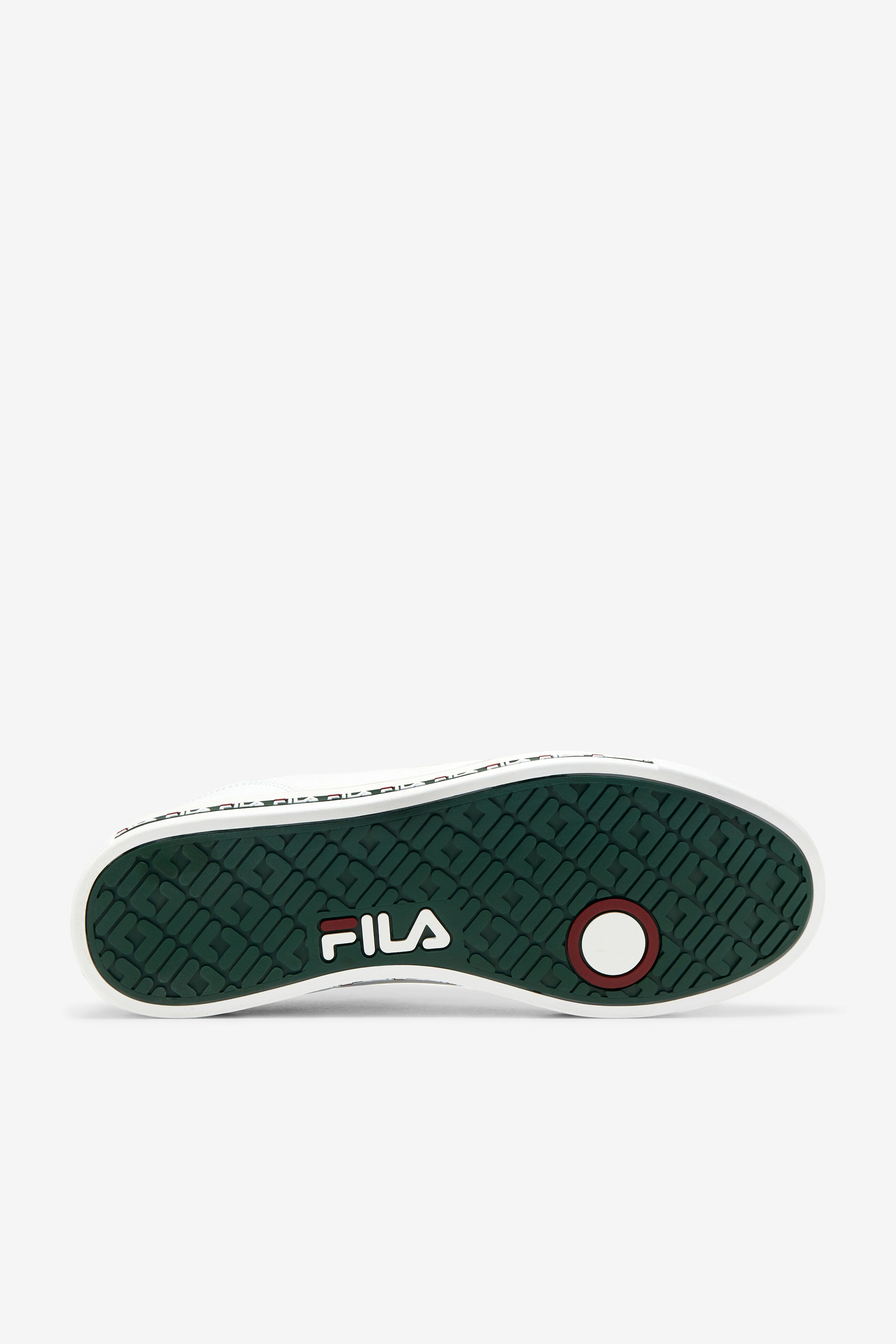 White fila deals shoes for men
