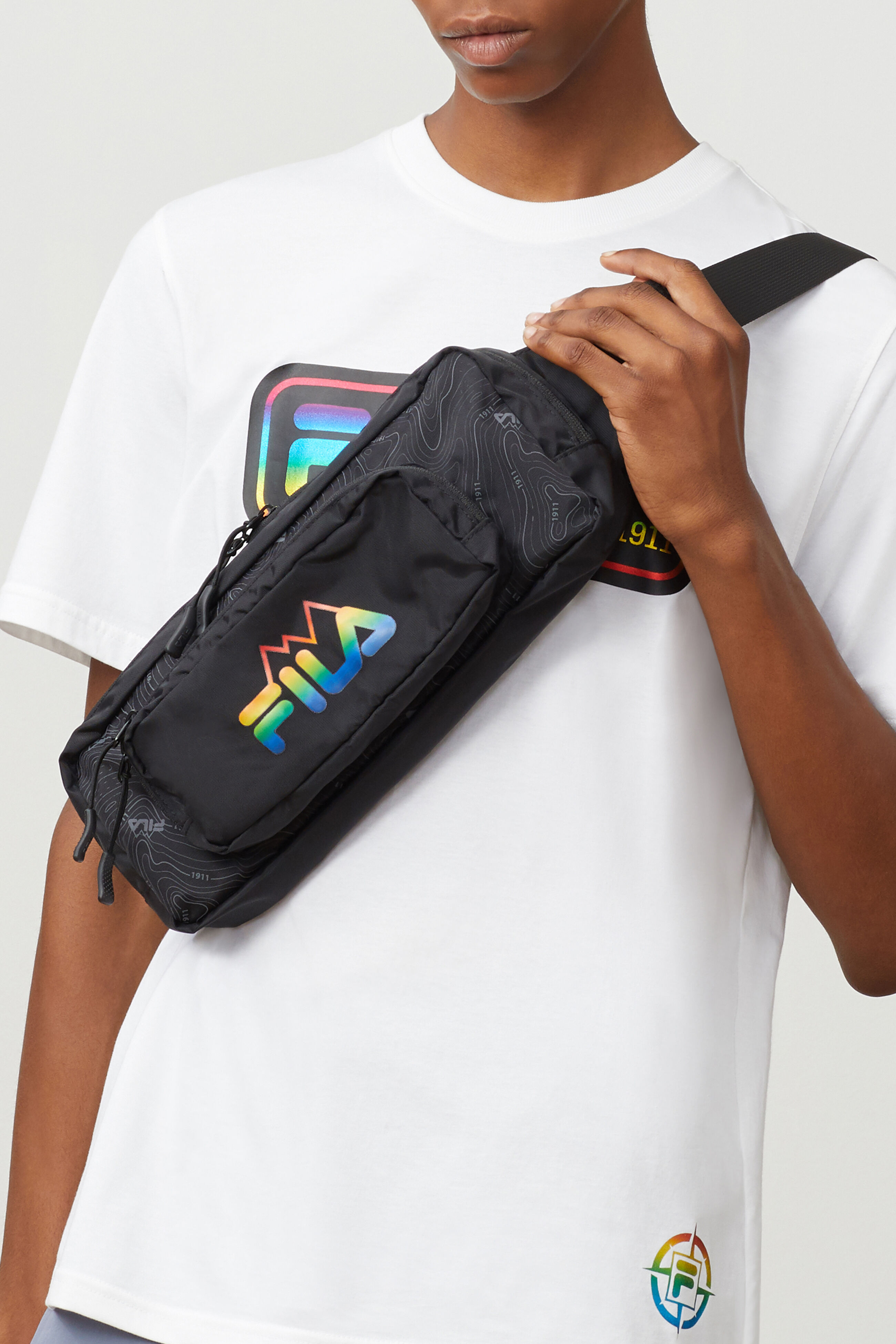 Fila sling 2024 bag price