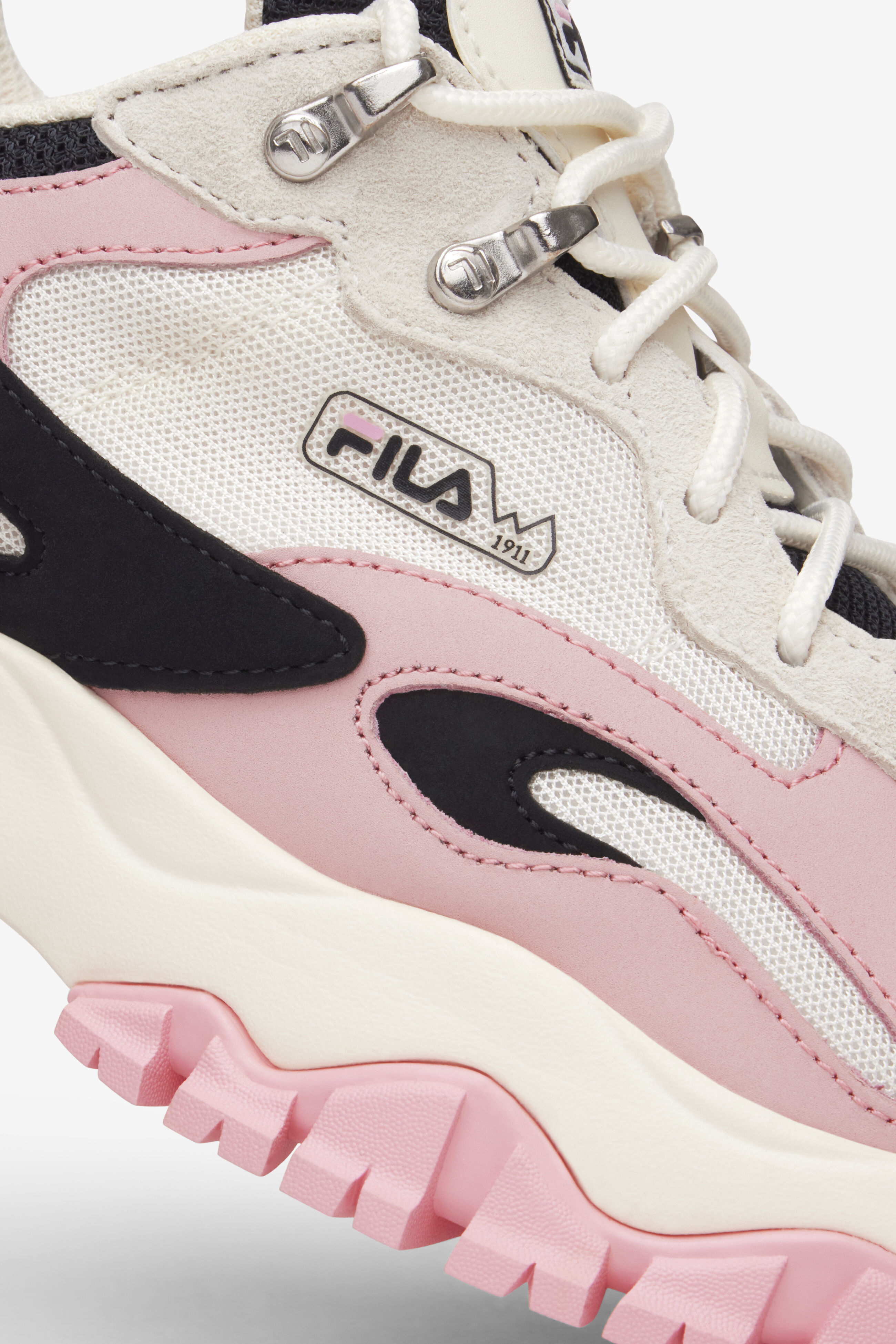 Fila women s shop ray tracer sneakers
