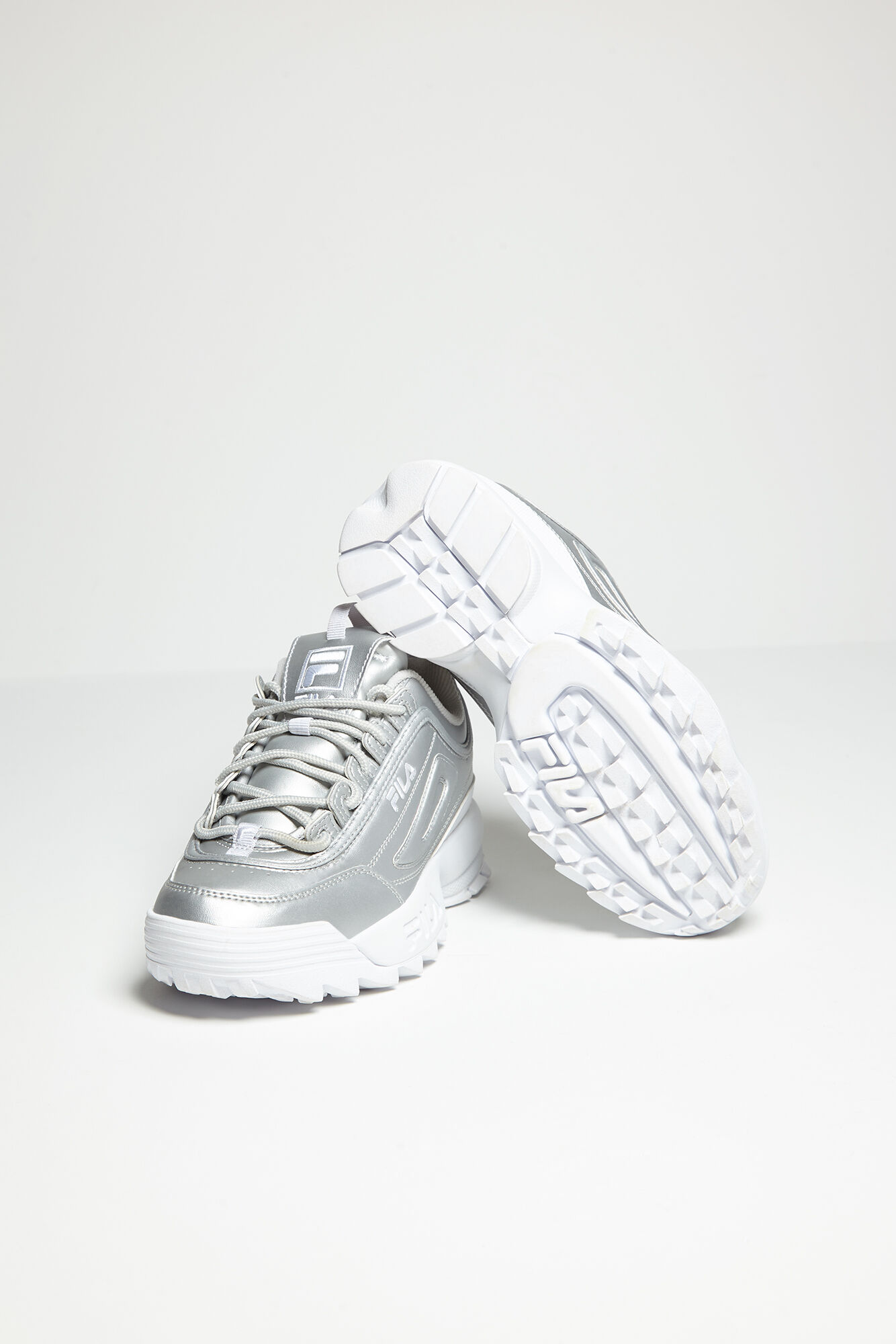 Fila disruptor 2 best sale womens metallic
