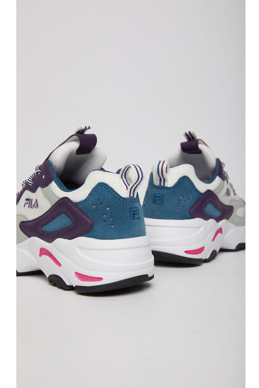 Beige fila ray tracer Clearance