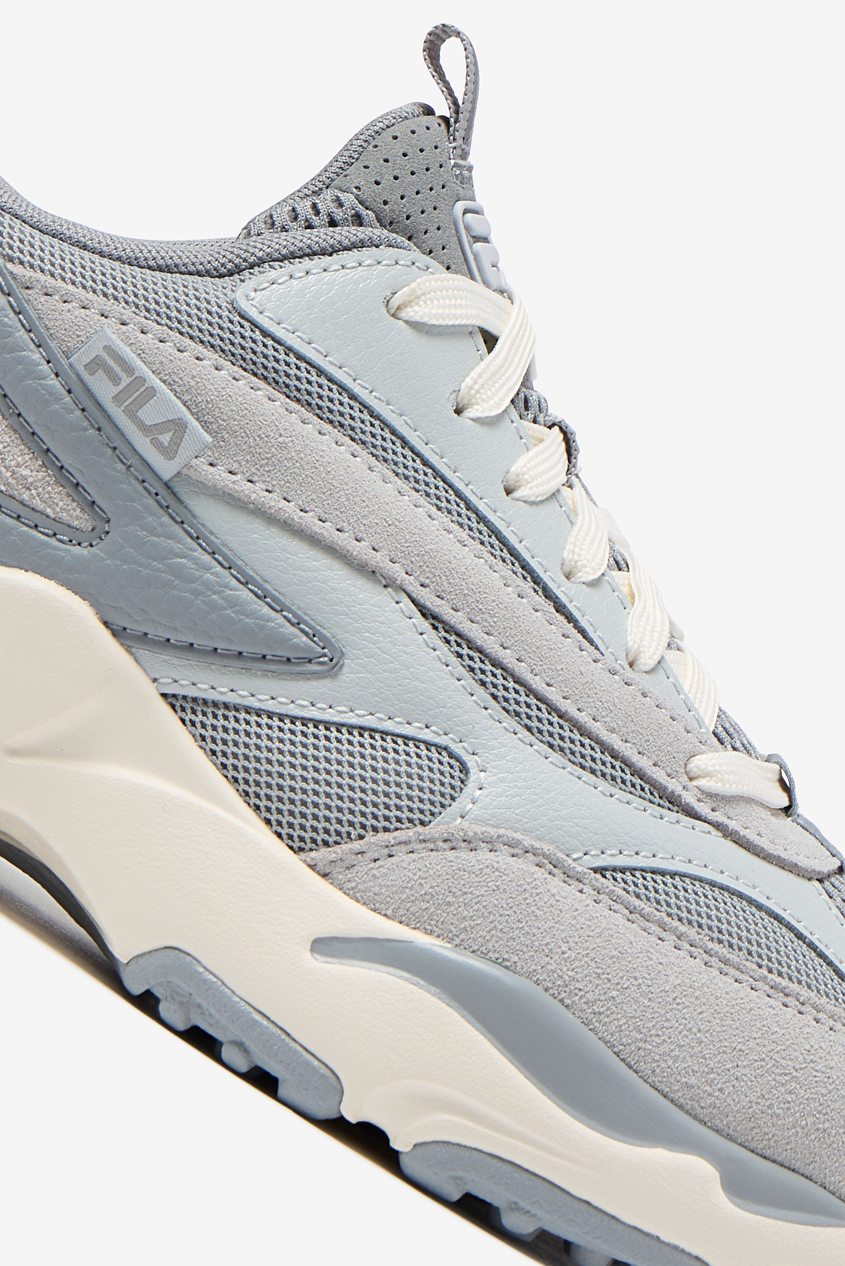 Fila Women s Fastic Shoes 063 UGRY Glacier Gray Gardenia Size 6.5