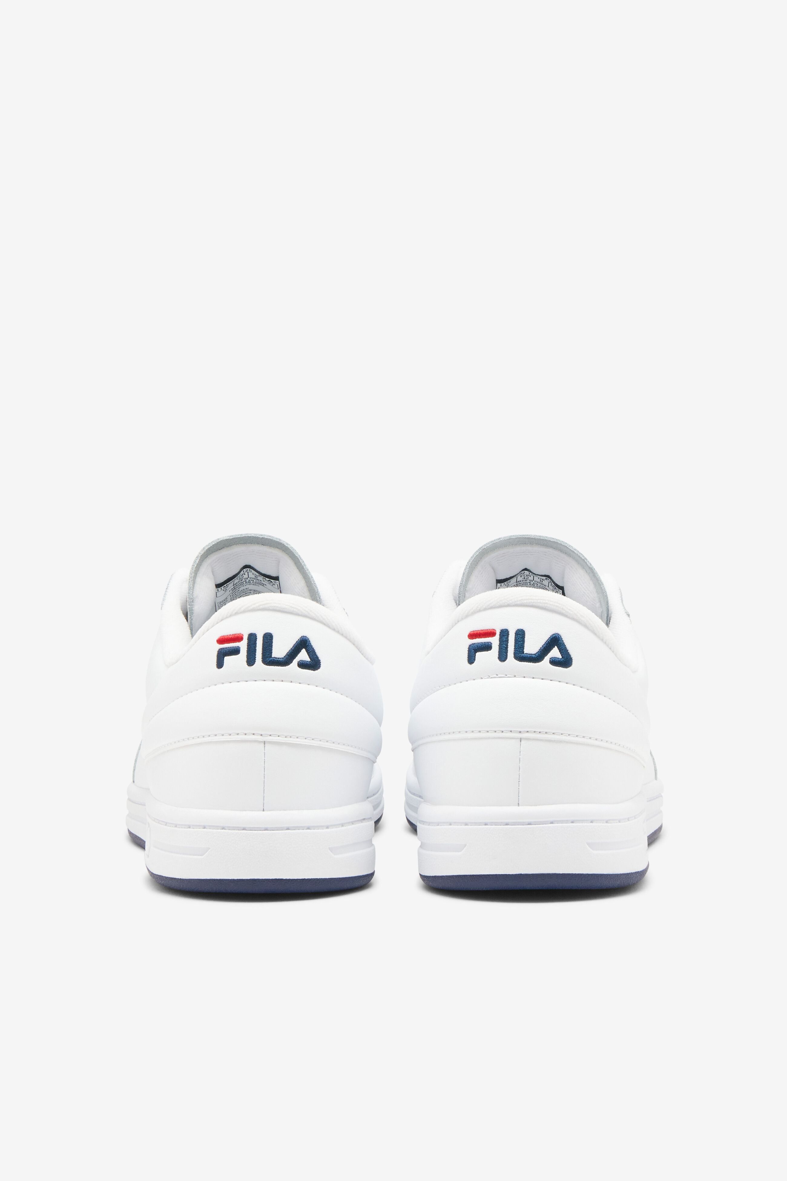 Zapatos fila blancos quito 88 online
