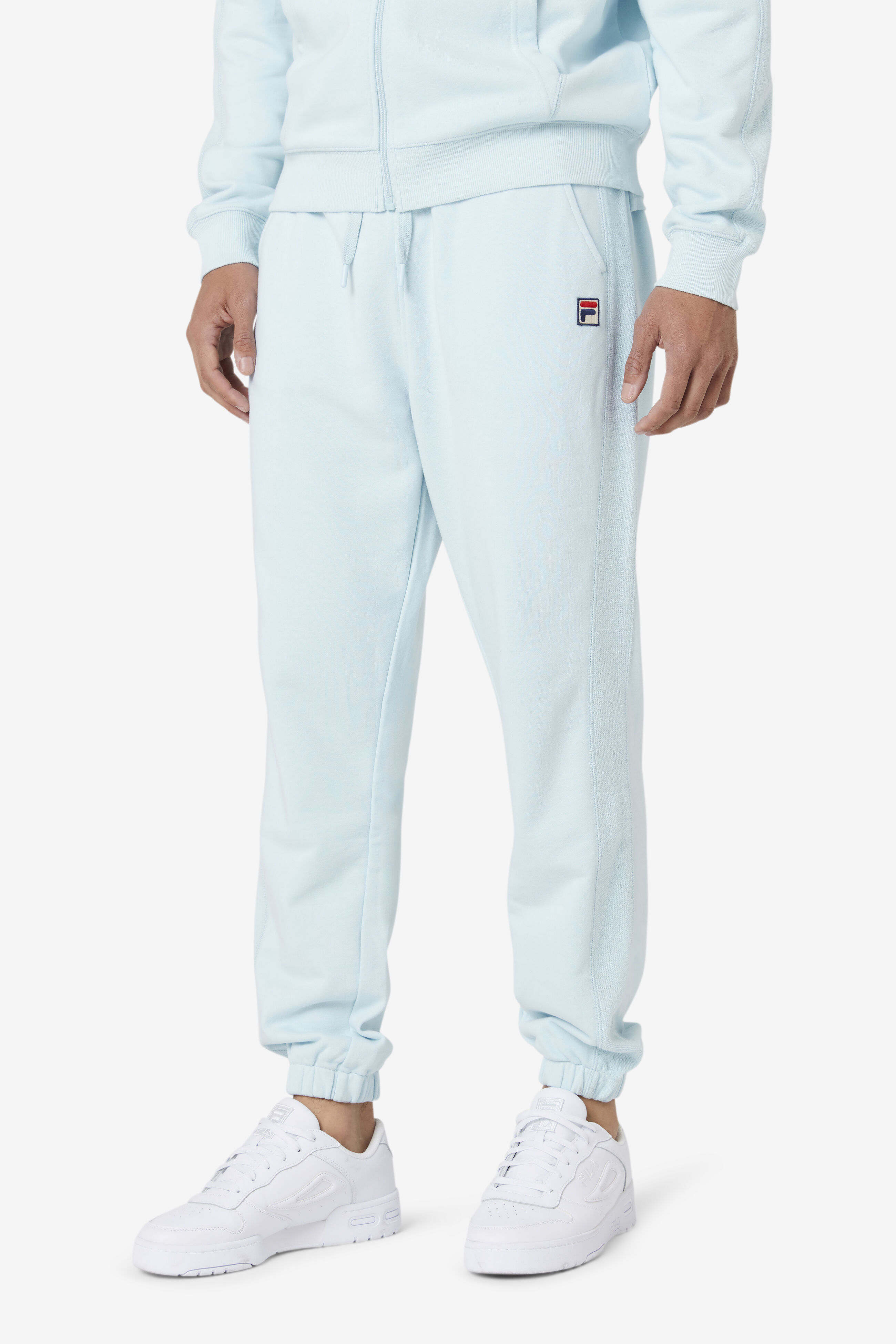 White fila deals joggers