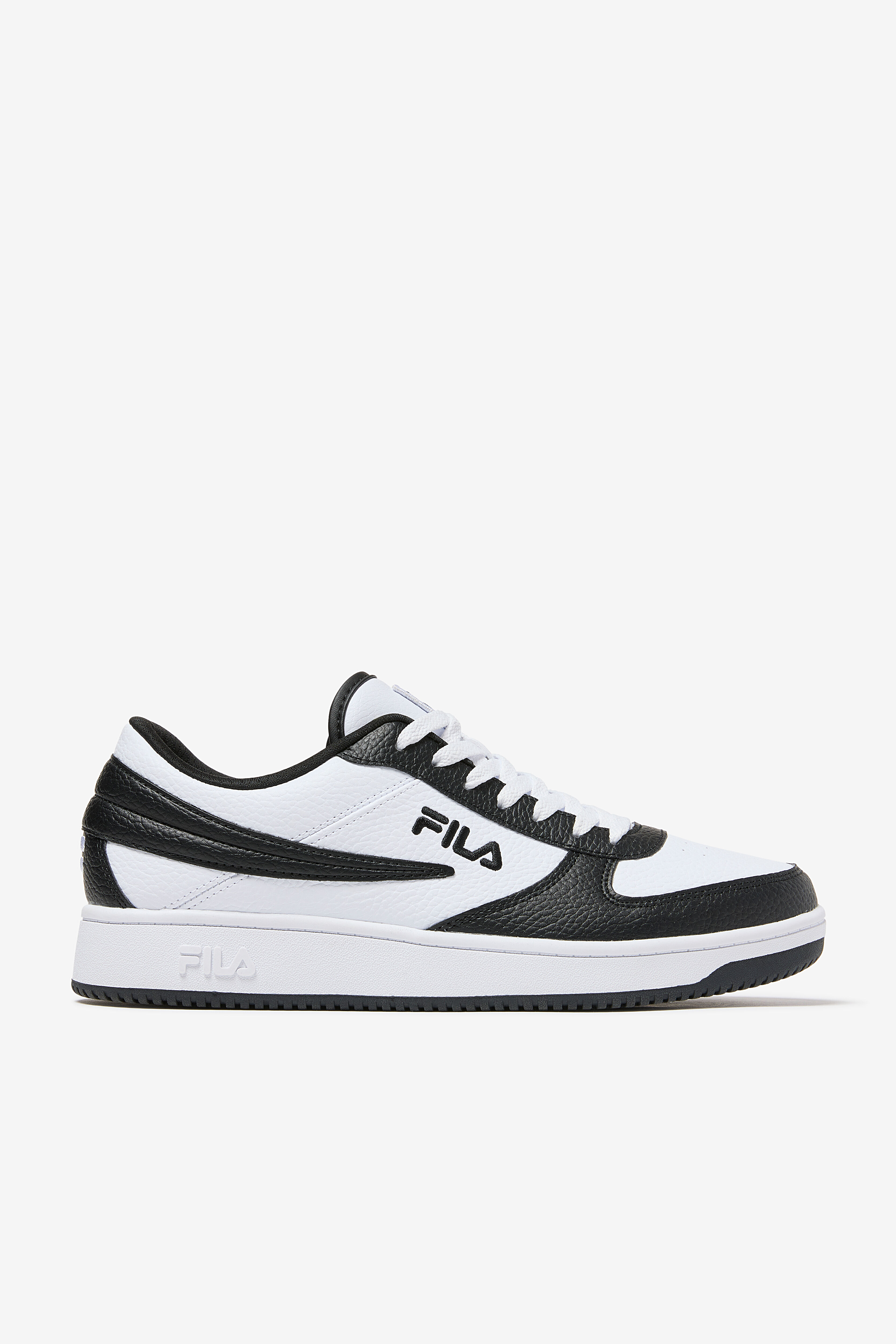 A low Men s Casual Shoes Fila
