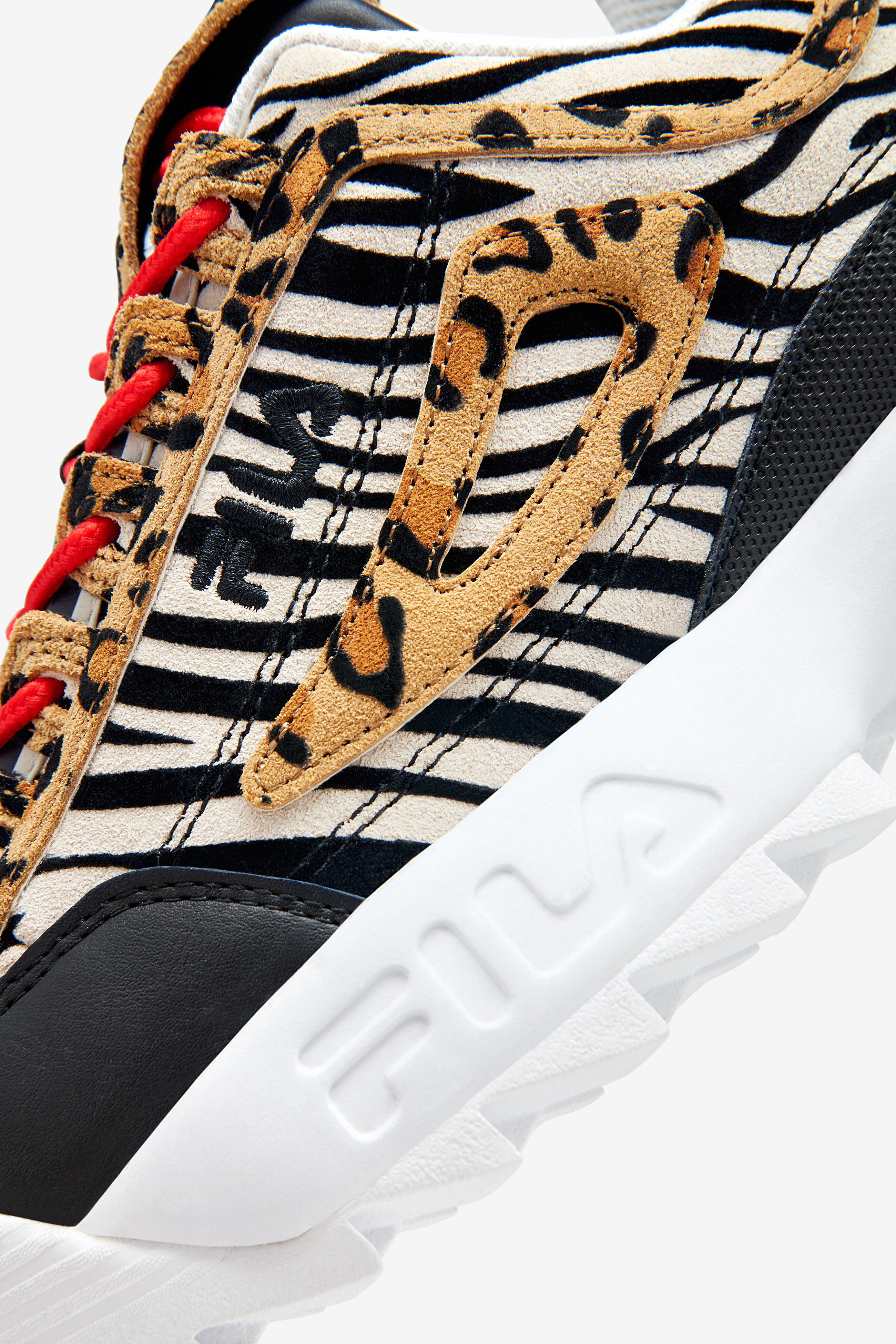 athletic fila disruptor