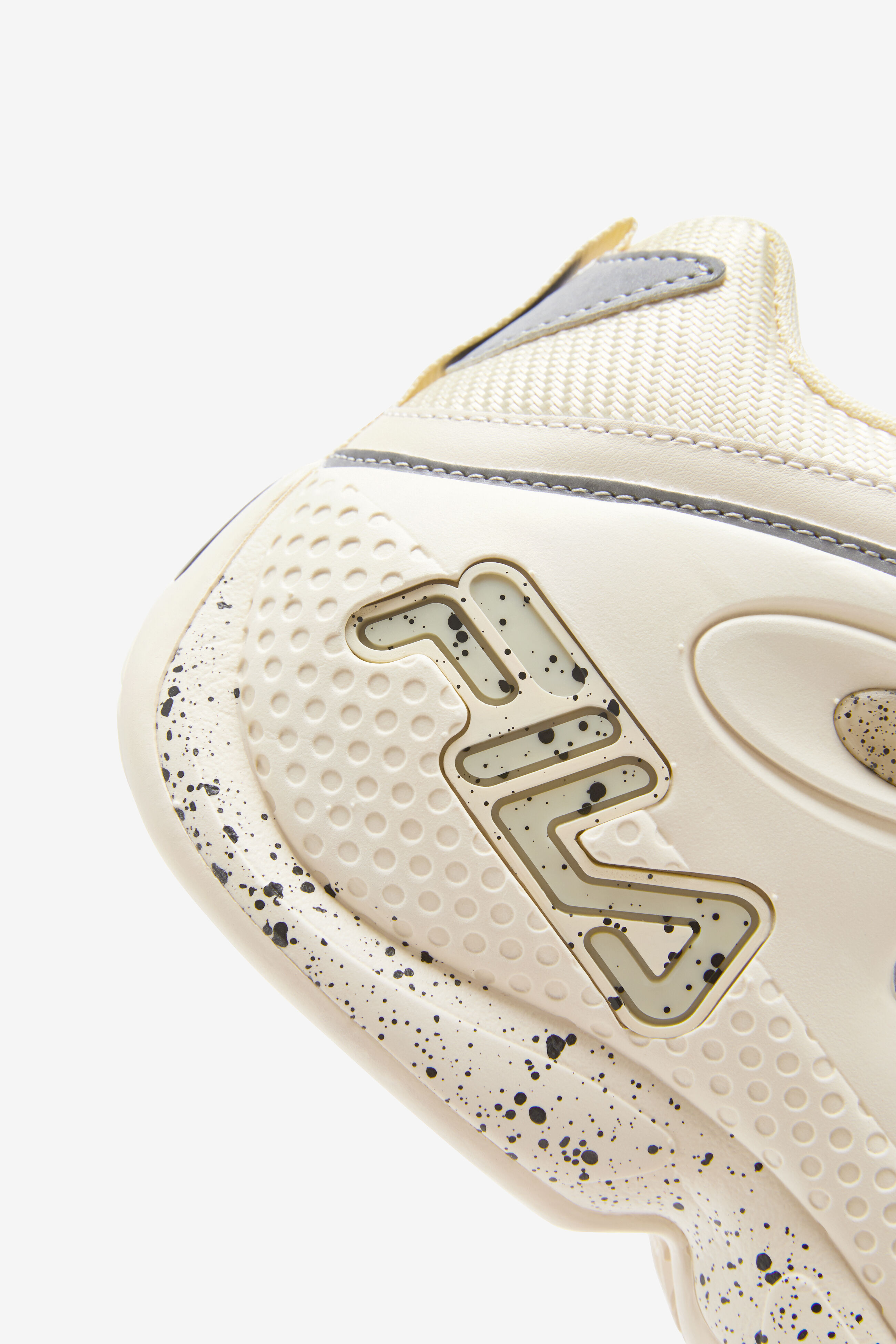 Women s Grant Hill 3 Sneakers Lifestyle Fila