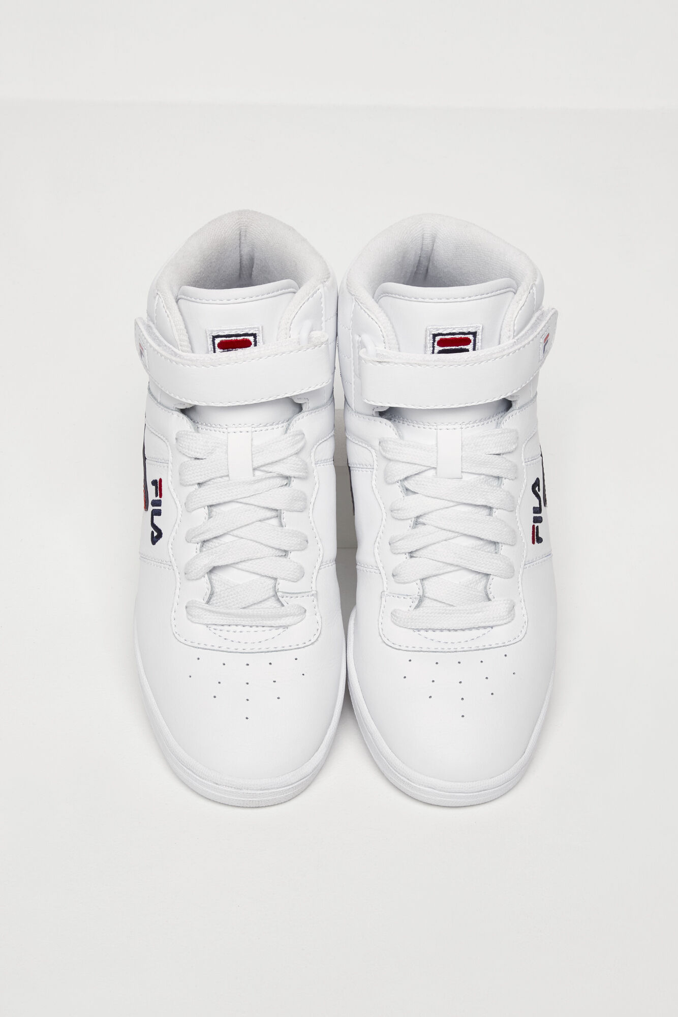 F 13 FILA