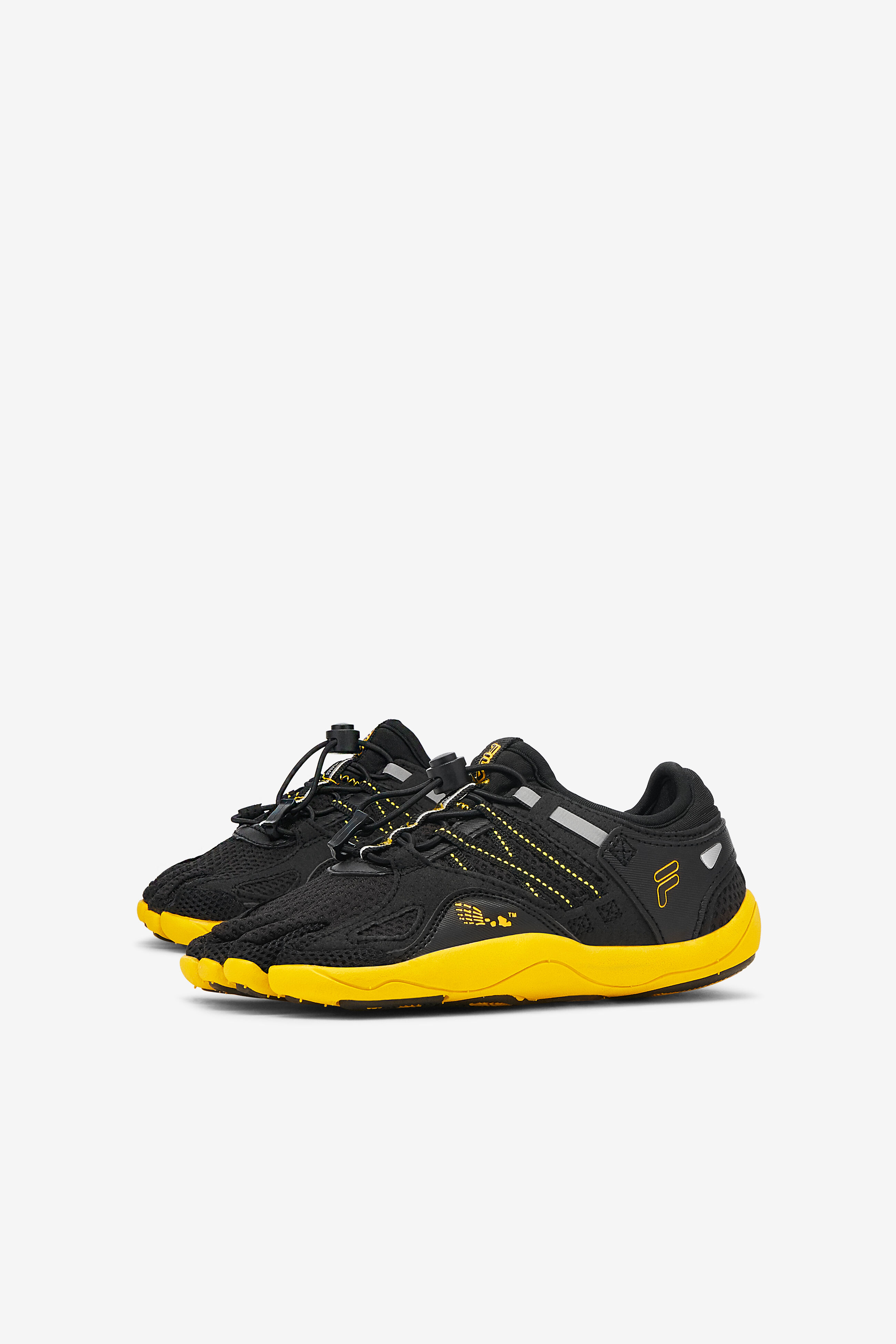 Fila skeletoes store locator hotsell