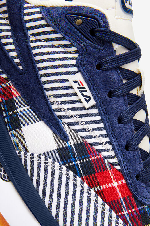 Renno Collegiate/FNVY/FRED/GUM/Seven and a half