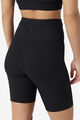 CAM HIGH RISE 8 IN BIKE SHORT/BLACK/Extra Small