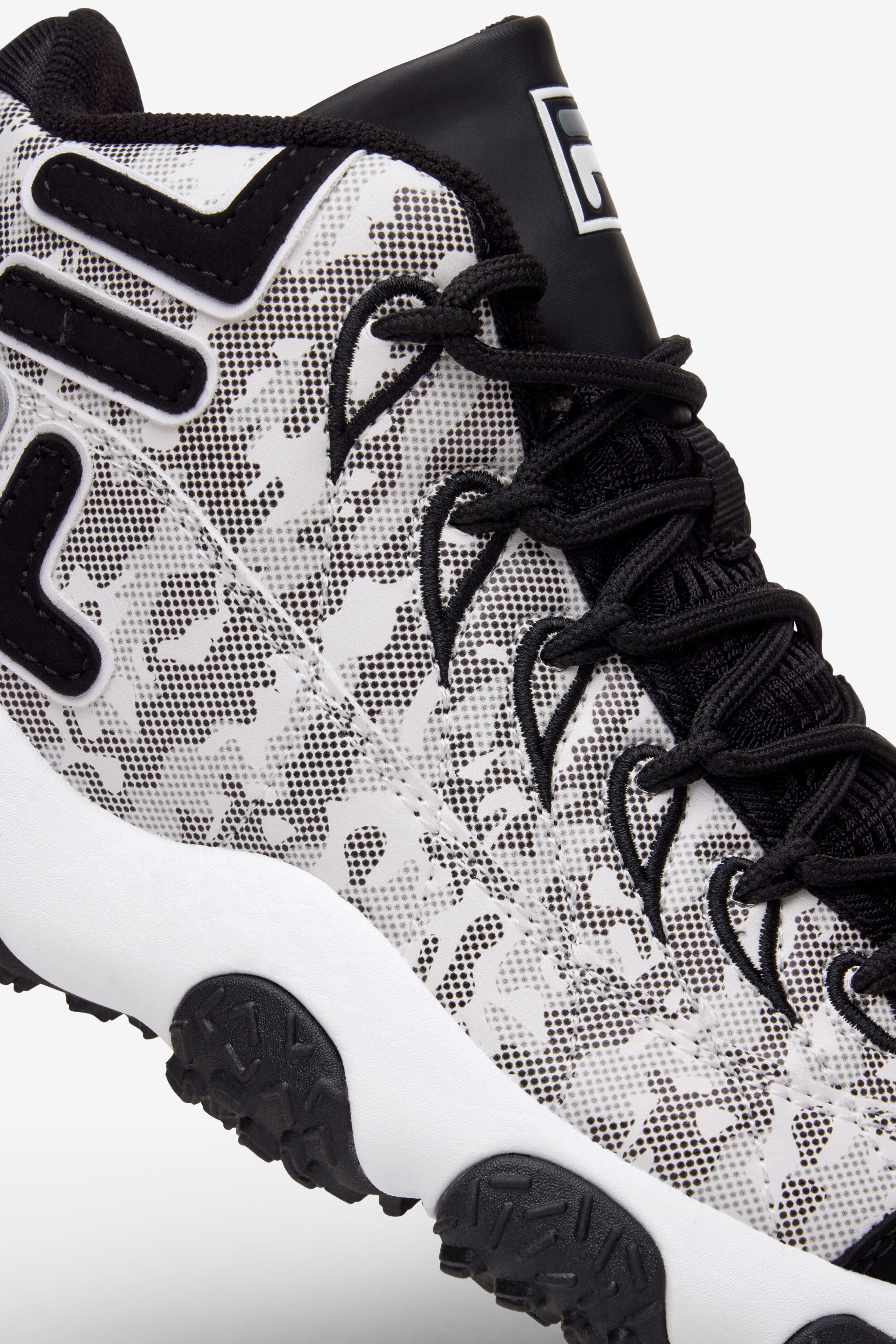 Fila camo shoes online