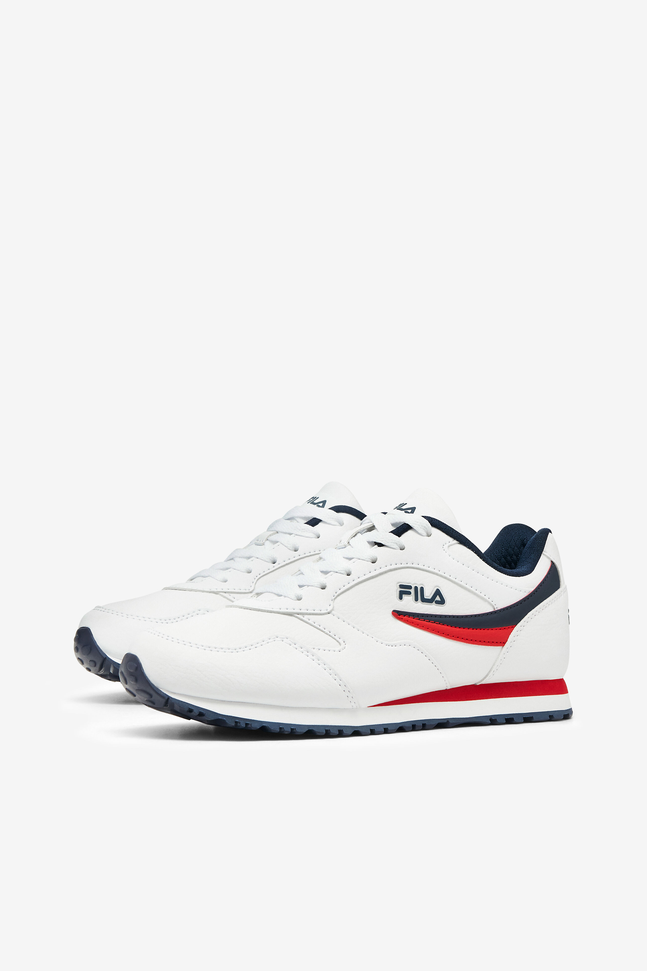 Fila classico hotsell 18 sneaker